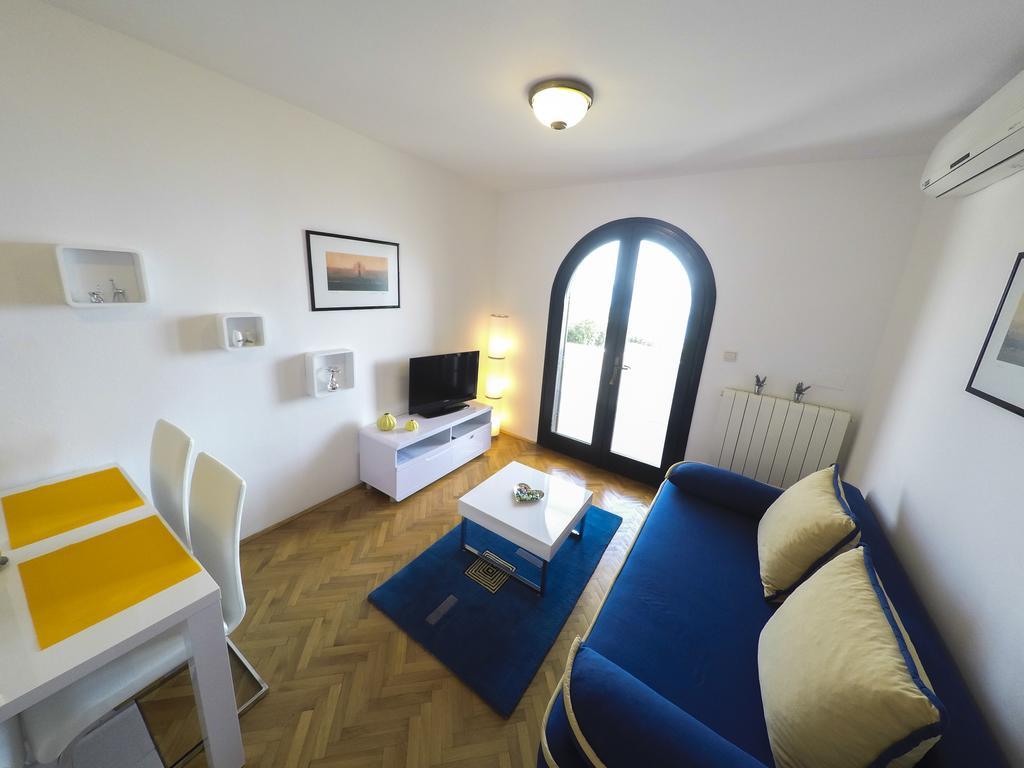 Apartments Villa Mirella Kožino Екстериор снимка